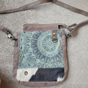 Myra bag